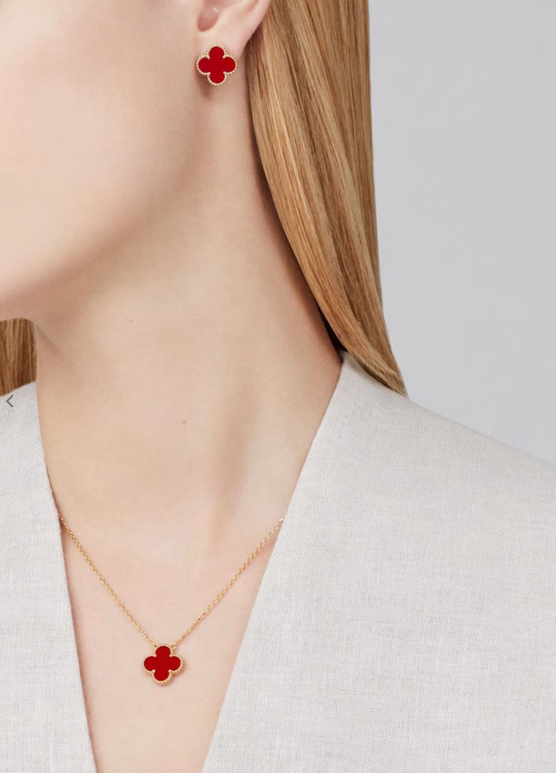 VAN CLEEF NECKLACE SINGLE CLOVER