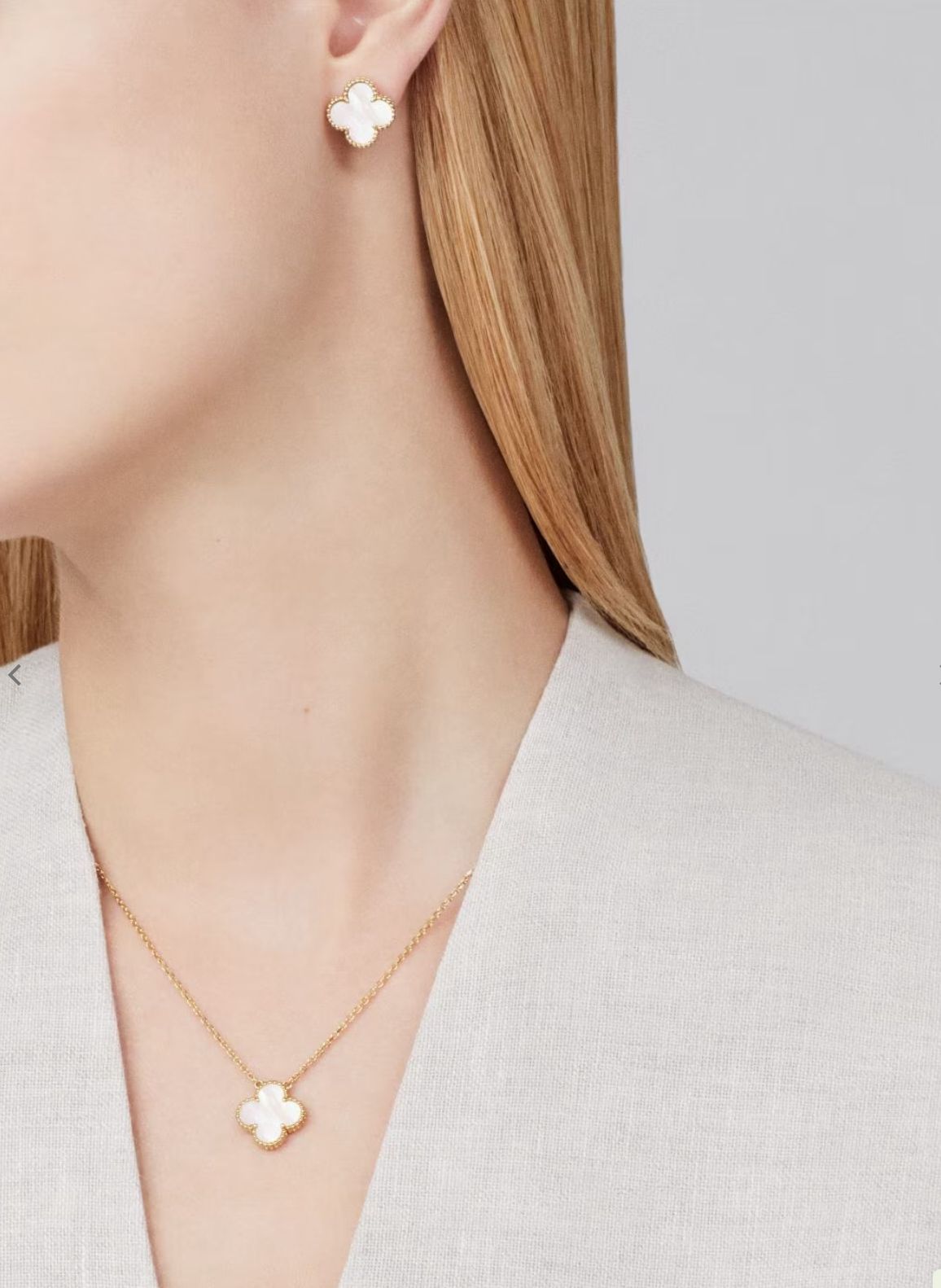 2 V.ANCLEEF NECKLACE SINGLE CLOVER (18K YELLOW GOLD PLATED)