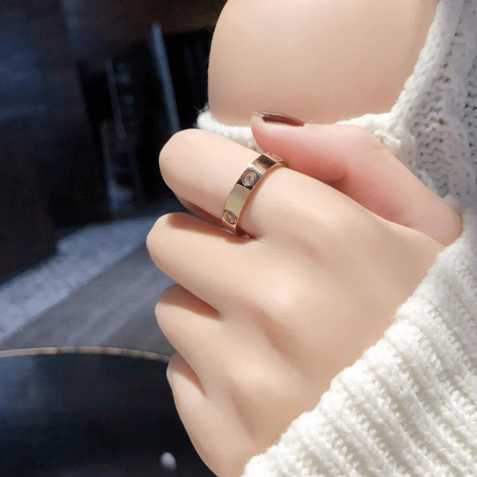 CARTIER 8-DIAMOND LOVE WEDDING RING